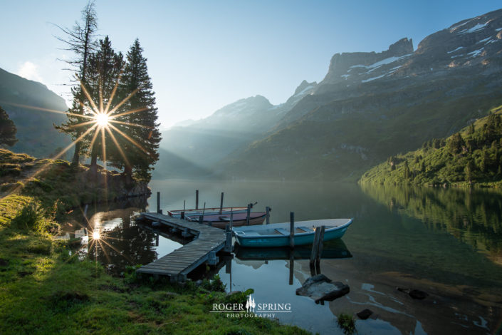 Sonnenaufgang am Engstlensee im Berner Oberland